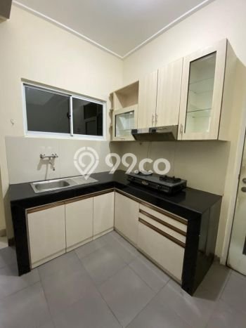 Rumah Mewah LB 211m2 Siap Pakai Desain Elegan di Green Lake City, Jakarta Barat Rumah Mewah LB 211m2 Siap Pakai Desain Elegan di Green Lake City, Jakarta Barat