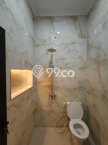 Dijual Rumah Strategis Bagus Punya 4 KT di Jagakarsa Jakarta Selatan SHM Dijual Rumah Strategis Bagus Punya 4 KT di Jagakarsa Jakarta Selatan SHM
