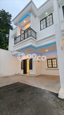 Rumah Modern Cantik 4 KT Bisa Langsung Pindah di Jagakarsa Rumah Modern Cantik 4 KT Bisa Langsung Pindah di Jagakarsa