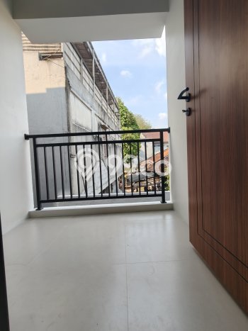 Rumah sewa siap huni 2 KT di Cipedak, Jakarta Selatan Rumah sewa siap huni 2 KT di Cipedak, Jakarta Selatan