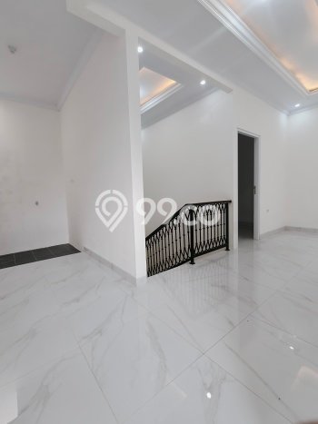 Rumah Modern Cantik 4 KT Bisa Langsung Pindah di Jagakarsa Rumah Modern Cantik 4 KT Bisa Langsung Pindah di Jagakarsa