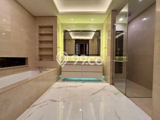 Apartemen Disewakan 3 Kamar Hemat Siap Huni di Jakarta Selatan, Luas 360m2 Apartemen Disewakan 3 Kamar Hemat Siap Huni di Jakarta Selatan, Luas 360m2