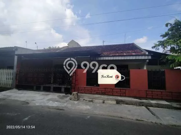 UNIT LANGKA! Rumah di Kedungwaru, 2 KM, View Kota, Luas 250m² Bangunan 100m² UNIT LANGKA! Rumah di Kedungwaru, 2 KM, View Kota, Luas 250m² Bangunan 100m²