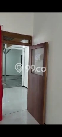 UNIT LANGKA! Rumah di Kedungwaru, 2 KM, View Kota, Luas 250m² Bangunan 100m² UNIT LANGKA! Rumah di Kedungwaru, 2 KM, View Kota, Luas 250m² Bangunan 100m²