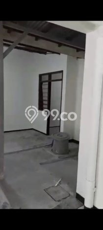 UNIT LANGKA! Rumah di Kedungwaru, 2 KM, View Kota, Luas 250m² Bangunan 100m² UNIT LANGKA! Rumah di Kedungwaru, 2 KM, View Kota, Luas 250m² Bangunan 100m²