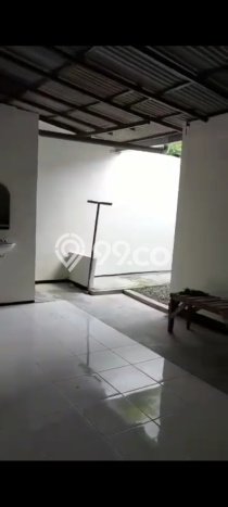 UNIT LANGKA! Rumah di Kedungwaru, 2 KM, View Kota, Luas 250m² Bangunan 100m² UNIT LANGKA! Rumah di Kedungwaru, 2 KM, View Kota, Luas 250m² Bangunan 100m²