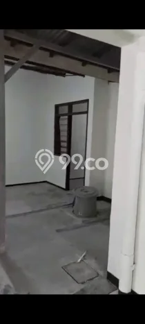 UNIT LANGKA! Rumah di Kedungwaru, 2 KM, View Kota, Luas 250m² Bangunan 100m² UNIT LANGKA! Rumah di Kedungwaru, 2 KM, View Kota, Luas 250m² Bangunan 100m²