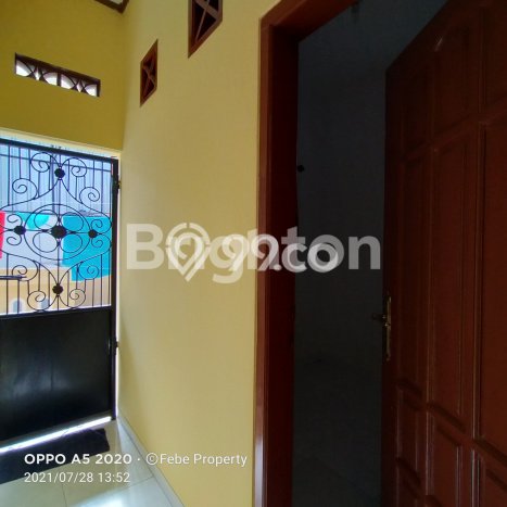 Disewakan! Rumah 5 Kamar Tidur &
3 Kamar Mandi di Permata Jingga, Malang Disewakan! Rumah 5 Kamar Tidur &
3 Kamar Mandi di Permata Jingga, Malang