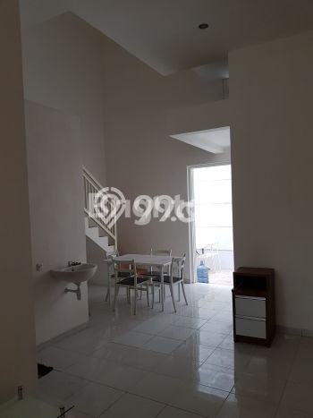 Dijual Cepat Rumah Bagus Siap Huni LB 110m2 di Permata Jingga, Malang Dijual Cepat Rumah Bagus Siap Huni LB 110m2 di Permata Jingga, Malang