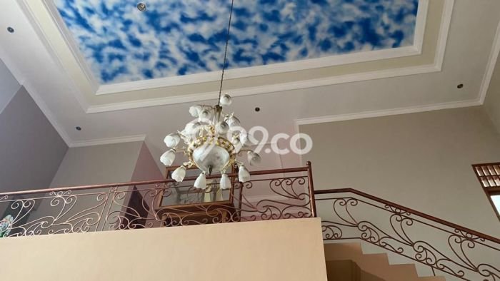 Disewakan! Rumah 5 Kamar Tidur &
4 Kamar Mandi di Soekarno Hatta, Malang Disewakan! Rumah 5 Kamar Tidur &
4 Kamar Mandi di Soekarno Hatta, Malang