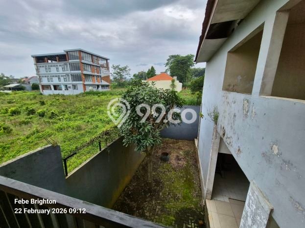 Rumah Modern 4 Kamar LT 448m2 di Merjosari Rumah Modern 4 Kamar LT 448m2 di Merjosari