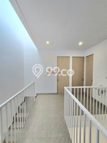 Rumah Luxury Modern Siap Huni di Joglo Jakarta Barat Rumah Luxury Modern Siap Huni di Joglo Jakarta Barat