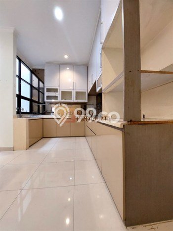 For Sale! Luxury House LT 144m2 Desain Modern di Tomang For Sale! Luxury House LT 144m2 Desain Modern di Tomang