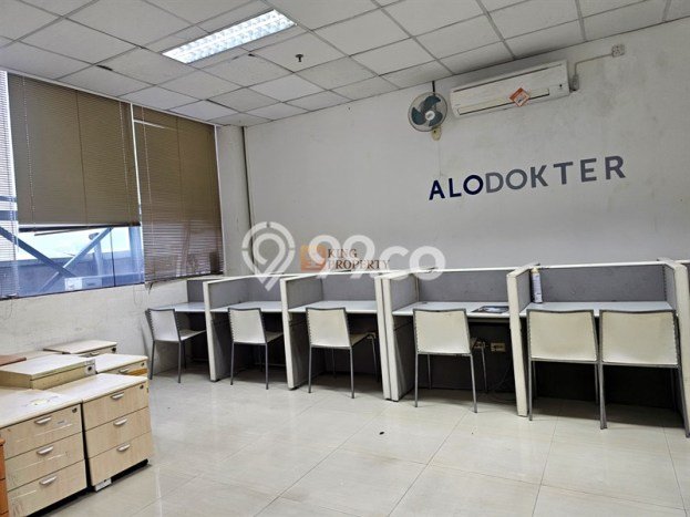 Kantor Disewa di Jakarta Selatan dengan LB 215m2 Area Komersial Ramai Kantor Disewa di Jakarta Selatan dengan LB 215m2 Area Komersial Ramai