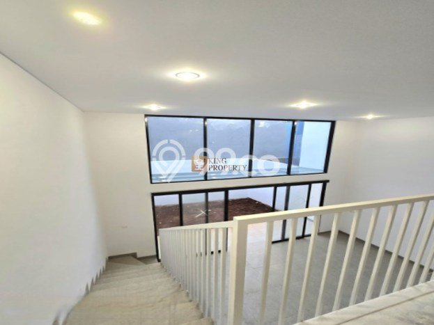 Rumah Luxury Modern Siap Huni di Joglo Jakarta Barat Rumah Luxury Modern Siap Huni di Joglo Jakarta Barat
