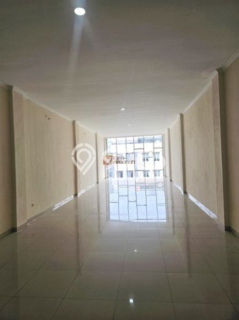 Ruko Disewa di Jakarta Utara dengan LB 500m2 Area Komersial Ramai Ruko Disewa di Jakarta Utara dengan LB 500m2 Area Komersial Ramai
