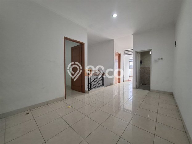 Rumah sewa siap huni 5 KT di Duri Kepa, Jakarta Barat Rumah sewa siap huni 5 KT di Duri Kepa, Jakarta Barat