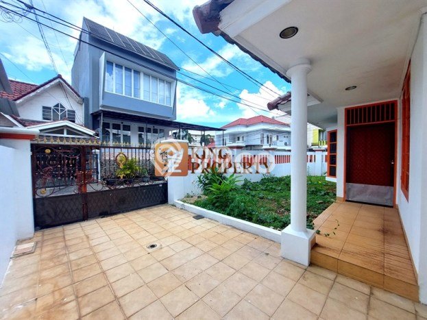 Disewakan! Rumah 3 Kamar Tidur &
2 Kamar Mandi di Citra Garden, Jakarta Barat Disewakan! Rumah 3 Kamar Tidur &
2 Kamar Mandi di Citra Garden, Jakarta Barat
