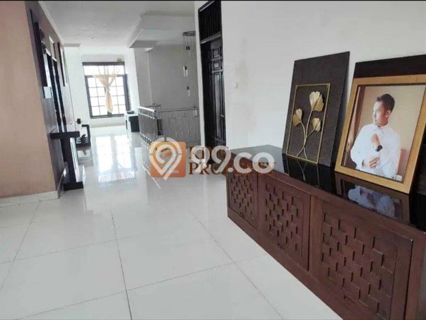 Rumah Luxury Modern Tanpa Renovasi di Cipinang Jakarta Timur Rumah Luxury Modern Tanpa Renovasi di Cipinang Jakarta Timur