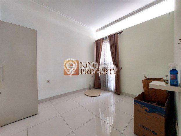 For Sale! Luxury House LT 144m2 Desain Modern di Tomang For Sale! Luxury House LT 144m2 Desain Modern di Tomang