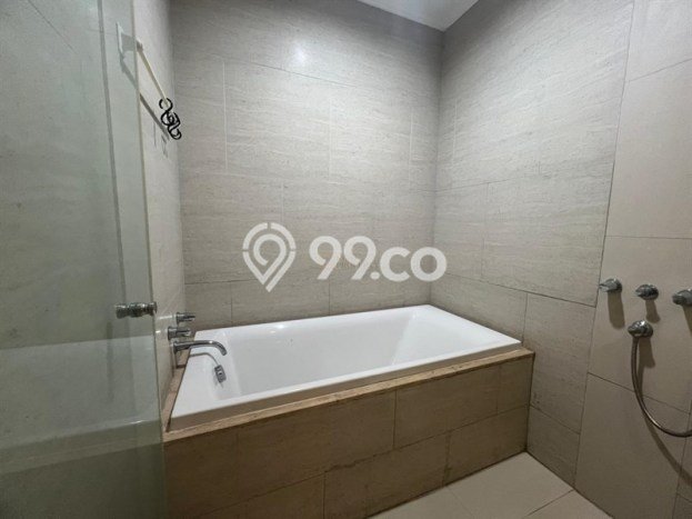 Sewa Apartemen Terjangkau 2 KT di Taman Anggrek Jakarta Barat Sewa Apartemen Terjangkau 2 KT di Taman Anggrek Jakarta Barat