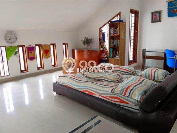 For Sale Rumah Mewah Exclusive di Palmerah, Jakarta Barat For Sale Rumah Mewah Exclusive di Palmerah, Jakarta Barat