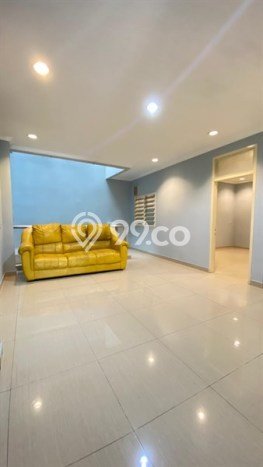 Rumah Mewah LB 221m2 Siap Pakai Desain Elegan di Mangga Dua, Jakarta Barat Rumah Mewah LB 221m2 Siap Pakai Desain Elegan di Mangga Dua, Jakarta Barat