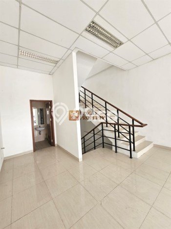 Ruko Dijual di Prime Area Jakarta Timur Luas 199m2 Ruko Dijual di Prime Area Jakarta Timur Luas 199m2