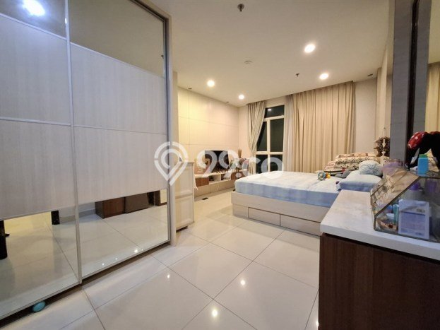 UNIT PREMIUM! Apartemen Kawasan Taman Anggrek, 2 KM, Luas 127m², Area Premium, View Indah UNIT PREMIUM! Apartemen Kawasan Taman Anggrek, 2 KM, Luas 127m², Area Premium, View Indah