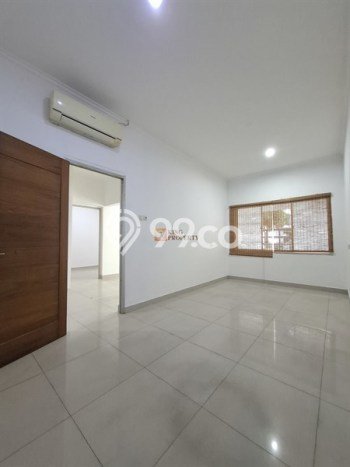 PROPERTI UNGGULAN! Rumah di Tanjung Duren, 5 KT, Lingkungan Premium, Luas 115m² Bangunan 168m² PROPERTI UNGGULAN! Rumah di Tanjung Duren, 5 KT, Lingkungan Premium, Luas 115m² Bangunan 168m²