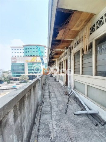 Ruko Komersial Dijual di Sawah Besar Jakarta Pusat LT 172m2 & LB 492m2 Ruko Komersial Dijual di Sawah Besar Jakarta Pusat LT 172m2 & LB 492m2