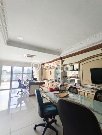 Untuk Dijual Ruko di Kebon Jeruk Jakarta Barat LT 252m2 / LB 201m2 Untuk Dijual Ruko di Kebon Jeruk Jakarta Barat LT 252m2 / LB 201m2