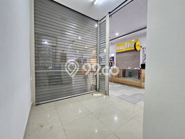 PRIME LOCATION! Komersial Kawasan Taman Anggrek, Luas 6m², Kawasan Ramai, Ready Pakai PRIME LOCATION! Komersial Kawasan Taman Anggrek, Luas 6m², Kawasan Ramai, Ready Pakai