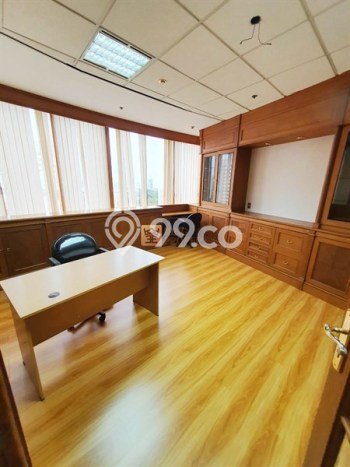 Kantor Disewakan di Kawasan Ramai Kebayoran Baru, Jakarta Selatan Kantor Disewakan di Kawasan Ramai Kebayoran Baru, Jakarta Selatan