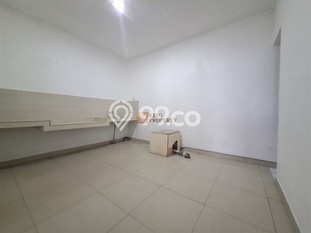 PROPERTI UNGGULAN! Rumah di Tanjung Duren, 5 KT, Lingkungan Premium, Luas 115m² Bangunan 168m² PROPERTI UNGGULAN! Rumah di Tanjung Duren, 5 KT, Lingkungan Premium, Luas 115m² Bangunan 168m²