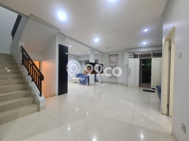 PENAWARAN EKSKLUSIF! Rumah di Cengkareng, 4 KT, Area Premium, LT 150m² LB 220m² PENAWARAN EKSKLUSIF! Rumah di Cengkareng, 4 KT, Area Premium, LT 150m² LB 220m²