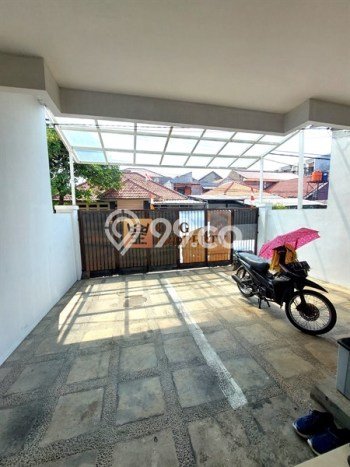 For Sale! Luxury House LT 144m2 Desain Modern di Tomang For Sale! Luxury House LT 144m2 Desain Modern di Tomang
