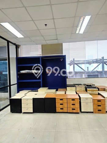 Kantor Disewa di Jakarta Selatan dengan LB 215m2 Area Komersial Ramai Kantor Disewa di Jakarta Selatan dengan LB 215m2 Area Komersial Ramai