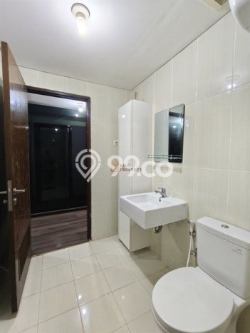 SEWA STRATEGIS! Kantor Kawasan Taman Anggrek, Luas 96m², Lokasi Ramai SEWA STRATEGIS! Kantor Kawasan Taman Anggrek, Luas 96m², Lokasi Ramai
