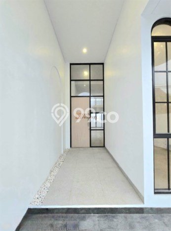 Rumah Luxury Modern Siap Huni di Joglo Jakarta Barat Rumah Luxury Modern Siap Huni di Joglo Jakarta Barat