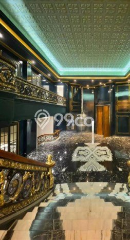 Rumah Elit Modern Tanpa Renovasi di Pondok Indah Jakarta Selatan Rumah Elit Modern Tanpa Renovasi di Pondok Indah Jakarta Selatan