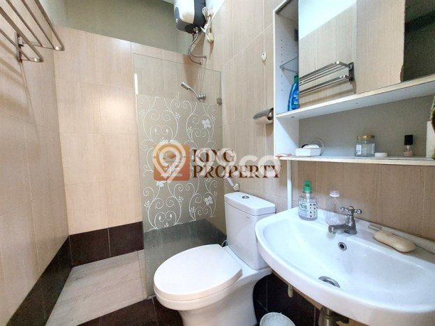 For Sale! Luxury House LT 144m2 Desain Modern di Tomang For Sale! Luxury House LT 144m2 Desain Modern di Tomang