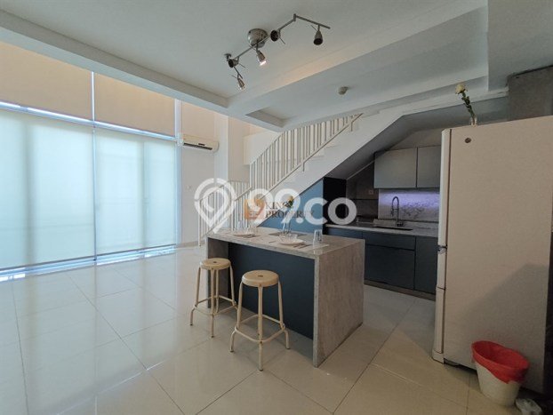 SEWA STRATEGIS! Kantor Kawasan Taman Anggrek, Luas 96m², Lokasi Ramai SEWA STRATEGIS! Kantor Kawasan Taman Anggrek, Luas 96m², Lokasi Ramai