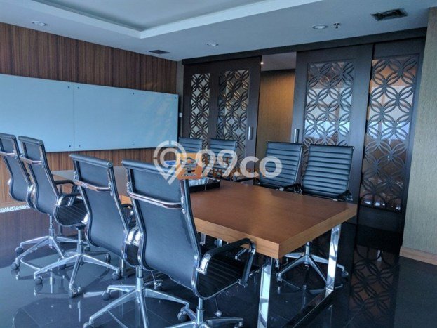 Unit Kantor Paling Strategis di Pancoran Jakarta Selatan dengan LB 370m2 Unit Kantor Paling Strategis di Pancoran Jakarta Selatan dengan LB 370m2