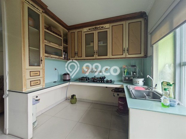 Untuk Dijual Ruko di Kebon Jeruk Jakarta Barat LT 252m2 / LB 201m2 Untuk Dijual Ruko di Kebon Jeruk Jakarta Barat LT 252m2 / LB 201m2