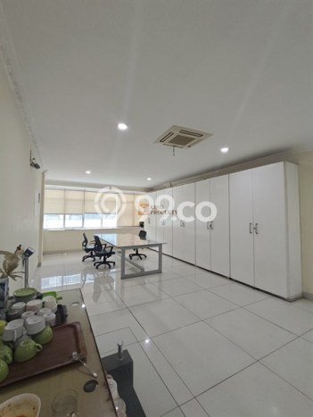 Untuk Dijual Ruko di Kebon Jeruk Jakarta Barat LT 252m2 / LB 201m2 Untuk Dijual Ruko di Kebon Jeruk Jakarta Barat LT 252m2 / LB 201m2