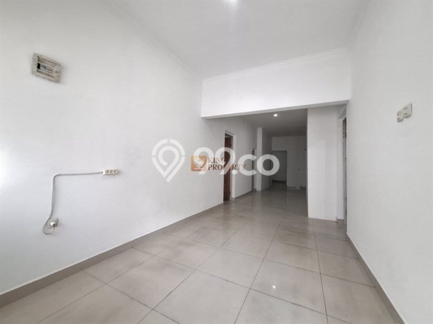 PROPERTI UNGGULAN! Rumah di Tanjung Duren, 5 KT, Lingkungan Premium, Luas 115m² Bangunan 168m² PROPERTI UNGGULAN! Rumah di Tanjung Duren, 5 KT, Lingkungan Premium, Luas 115m² Bangunan 168m²