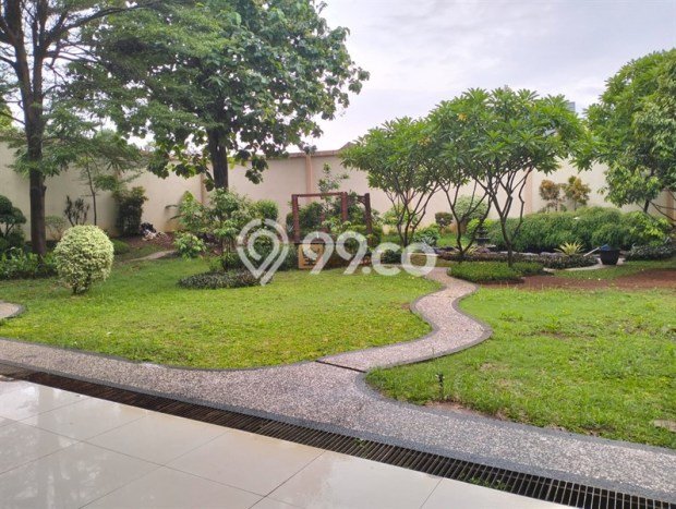 Untuk Dijual Ruko di Kebon Jeruk Jakarta Barat LT 252m2 / LB 201m2 Untuk Dijual Ruko di Kebon Jeruk Jakarta Barat LT 252m2 / LB 201m2