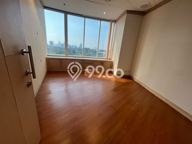 Kantor Disewakan di , Luas 218m2m², Area Bisnis, Akses Strategis Kantor Disewakan di , Luas 218m2m², Area Bisnis, Akses Strategis
