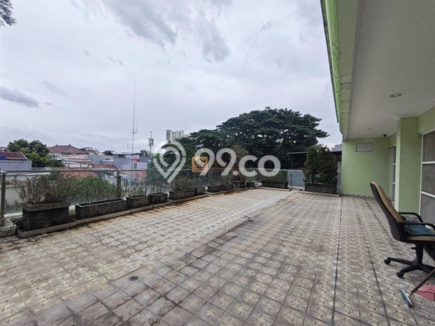 Untuk Dijual Ruko di Kebon Jeruk Jakarta Barat LT 252m2 / LB 201m2 Untuk Dijual Ruko di Kebon Jeruk Jakarta Barat LT 252m2 / LB 201m2